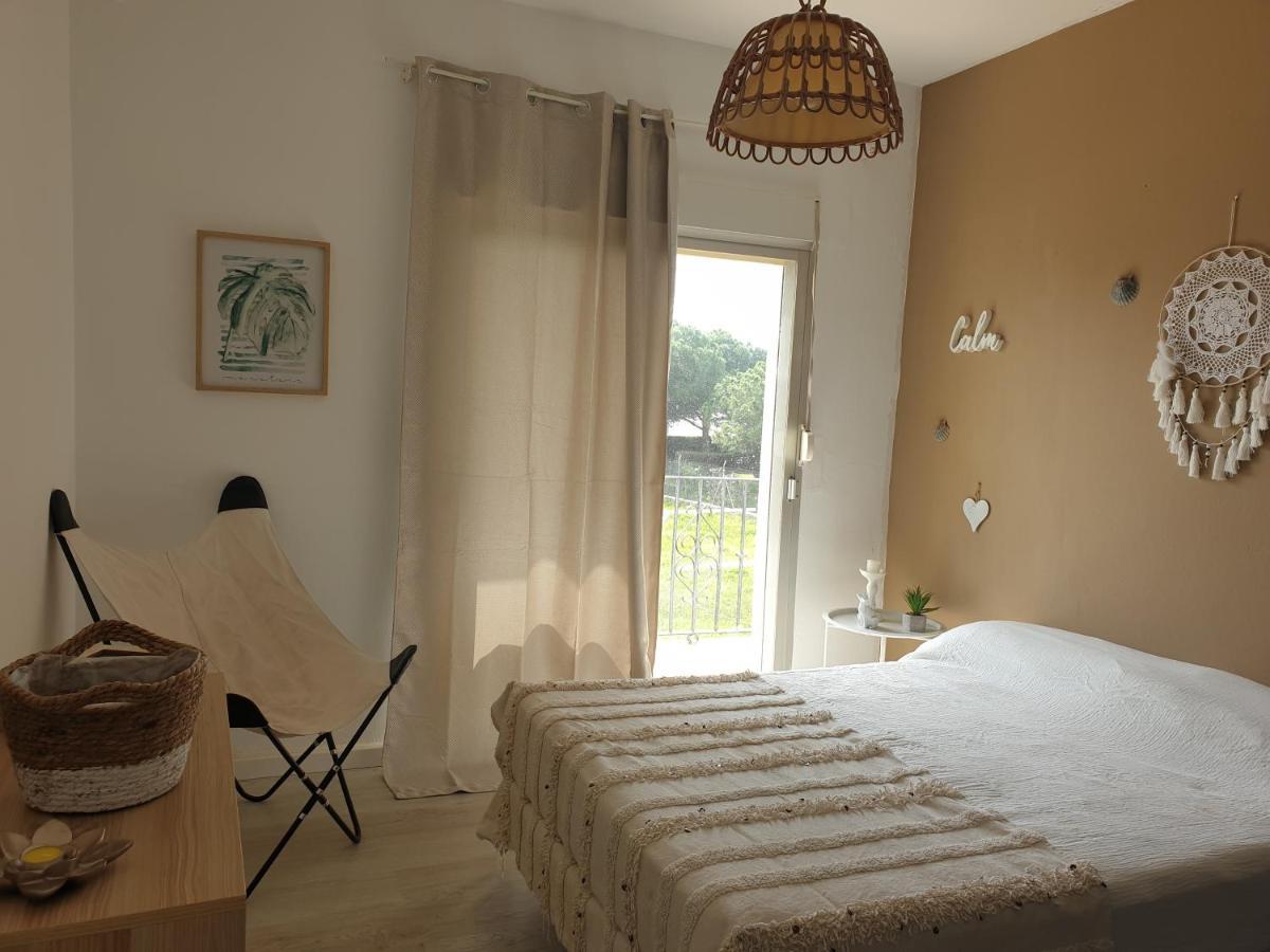 Oh! Cinnamon Beach Guest House Isla Canela Exteriör bild