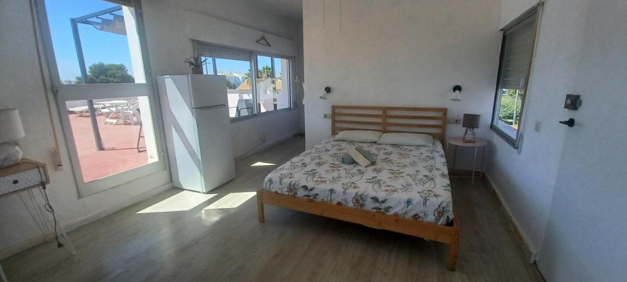 Oh! Cinnamon Beach Guest House Isla Canela Exteriör bild