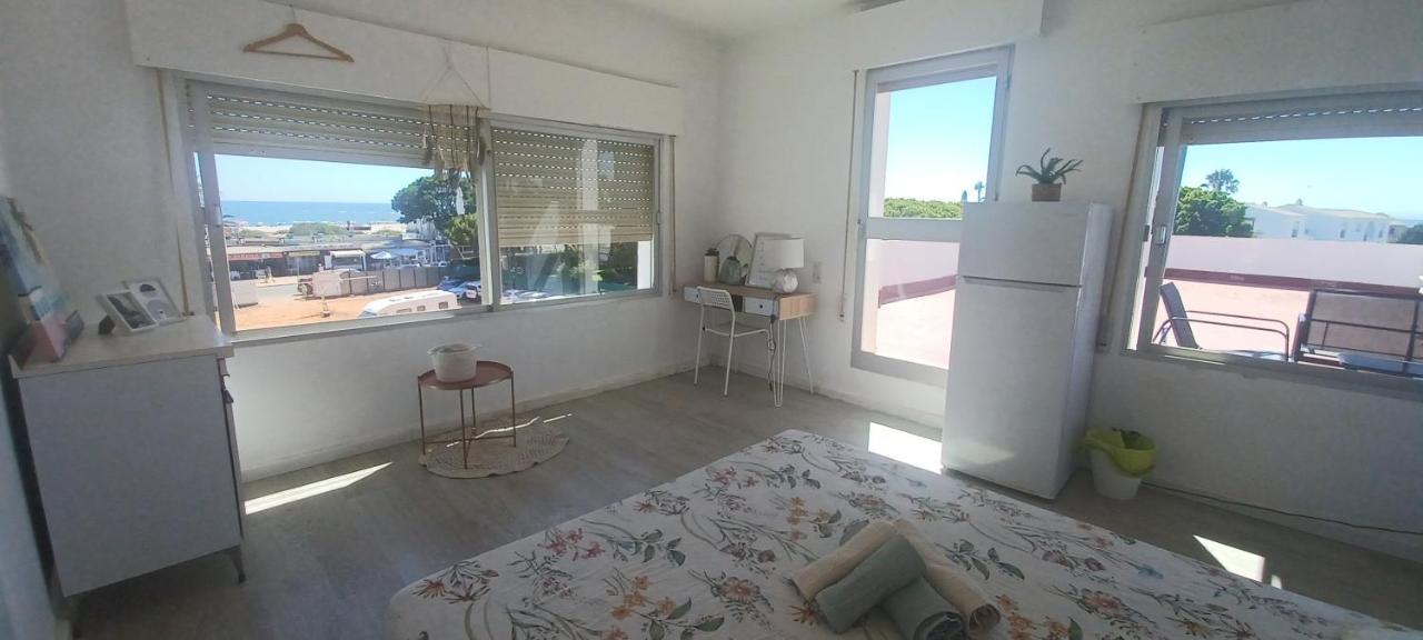 Oh! Cinnamon Beach Guest House Isla Canela Exteriör bild